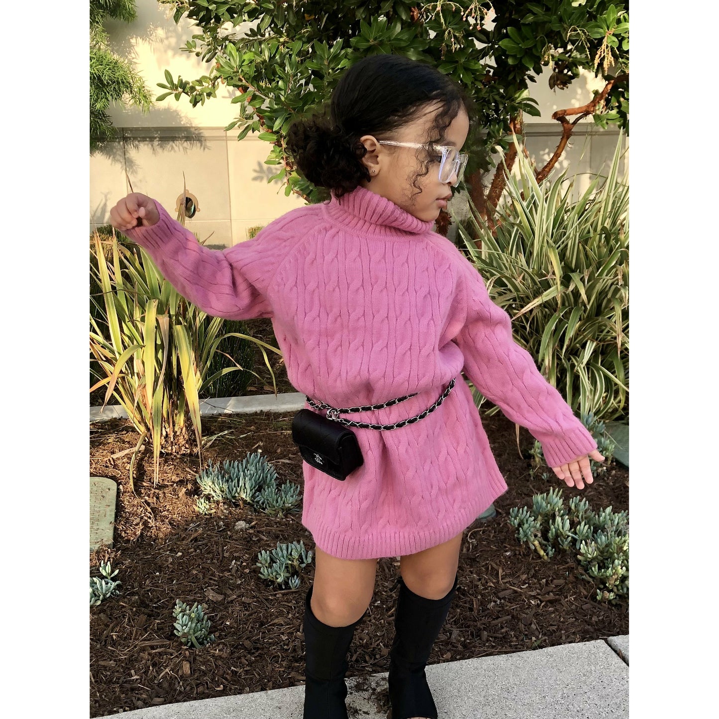 Chasey Yu Sweater in Pinkie