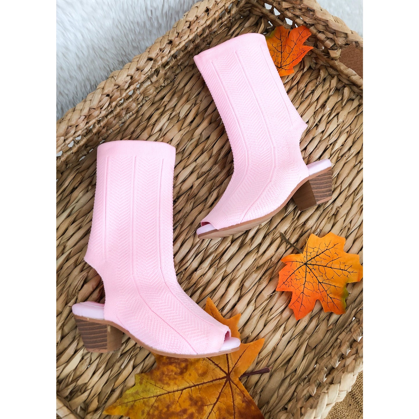 Yuyu Pink Boot