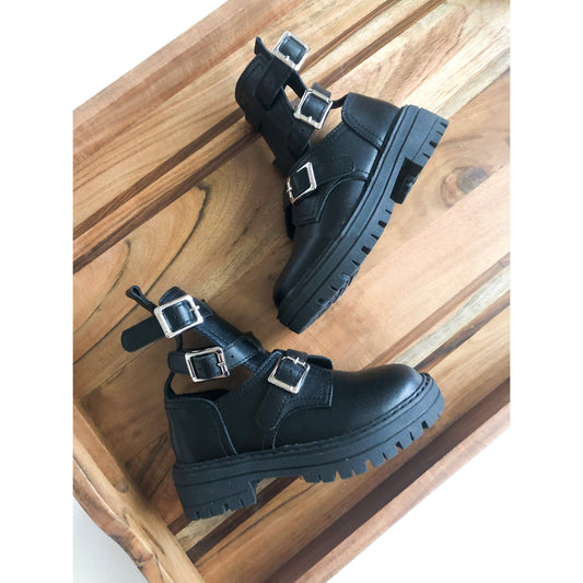 Pinay Street Black Open Back Boot